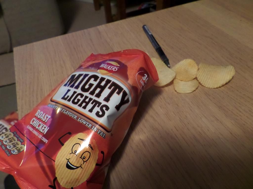 Walkers Mighty Lights Crisps