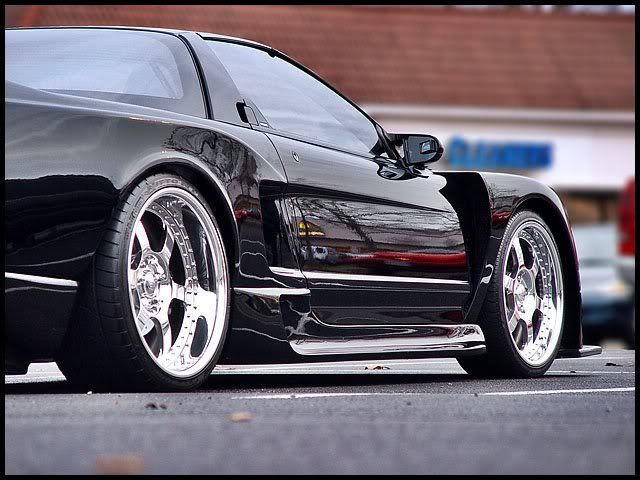 http://i386.photobucket.com/albums/oo306/caltobias/nsx1.jpg