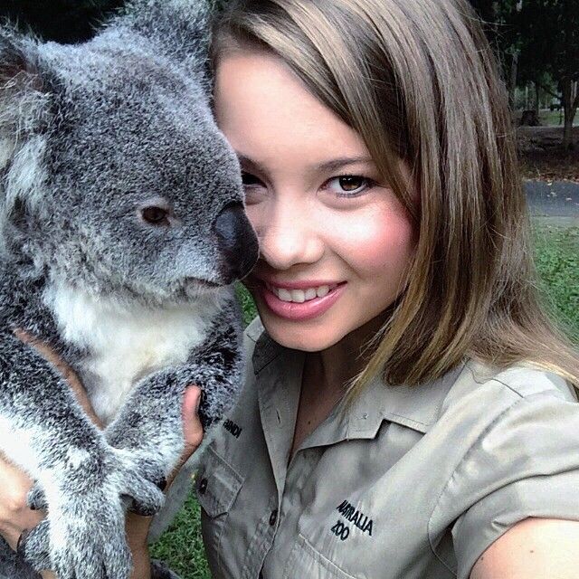  photo 16-year-old-bindi-irwin-crocodile-hunter-fathers-legacy-australia-zoo-14.jpg