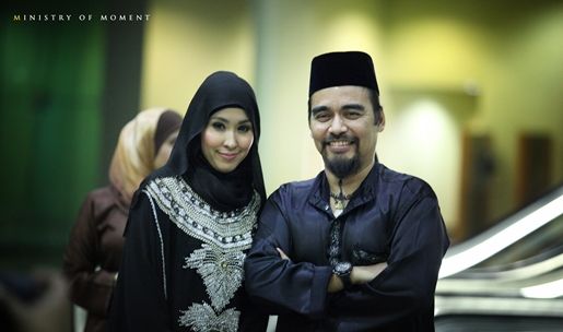 gambar kahwin lisa surihani