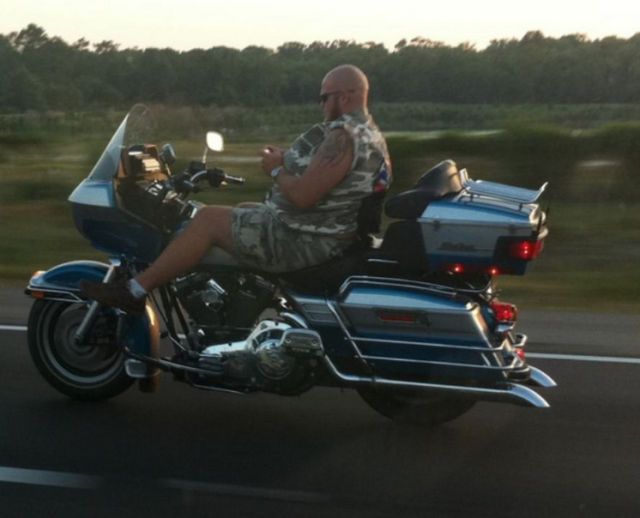  photo the_strangest_sights_witnessed_in_traffic_640_13.jpg