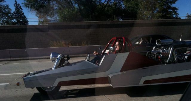  photo the_strangest_sights_witnessed_in_traffic_640_14.jpg