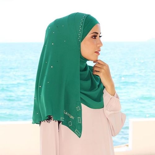 bella dally hijab