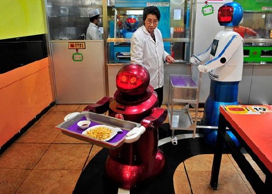  photo robot-restaurant-83-600x429.jpg
