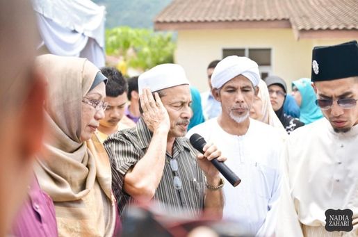 gambar kahwin ustaz don