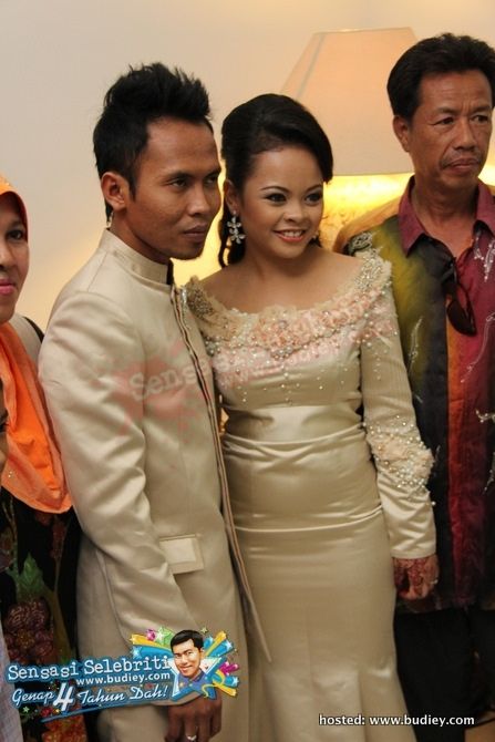 Gambar Siti Kahwin