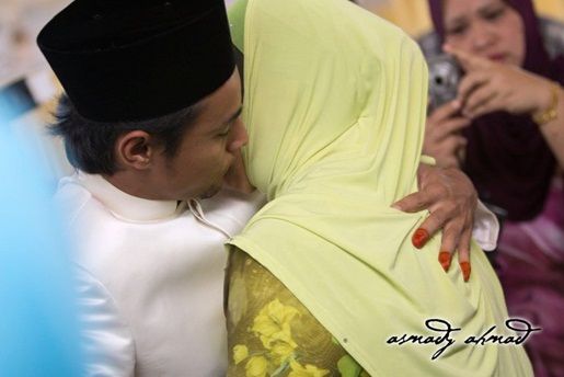 gambar kawin ayu raudhah zaquan adha