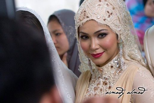 gambar kawin ayu raudhah zaquan adha