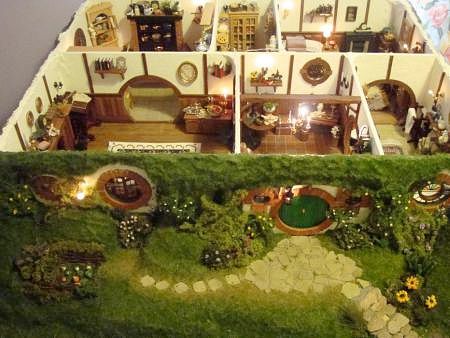  photo hobbitdollhouse03.jpg