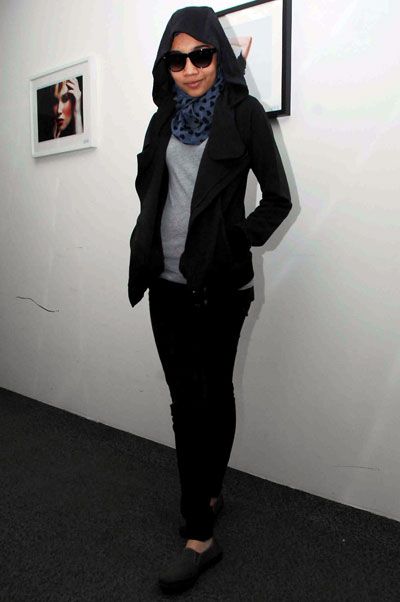 gambar artis anggun 2010