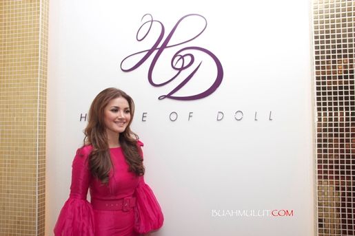 house of doll