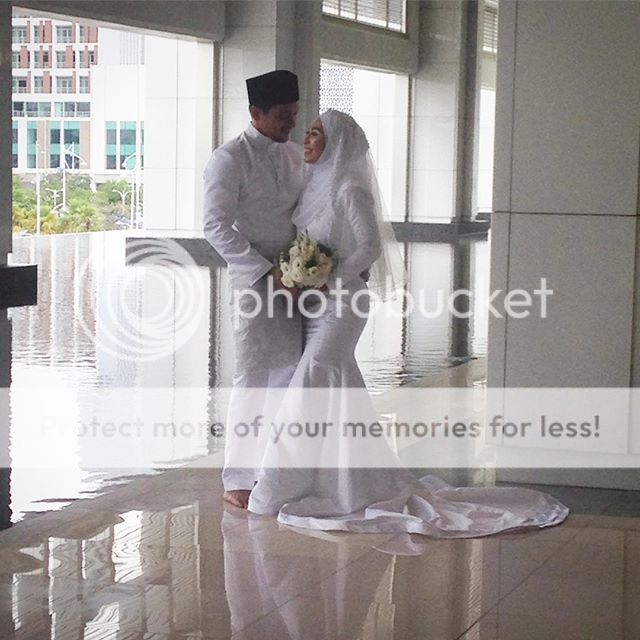 (8 FOTO) Tahniah Shukri Yahaya Sah Bergelar Suami Kepada Tya Adnan
